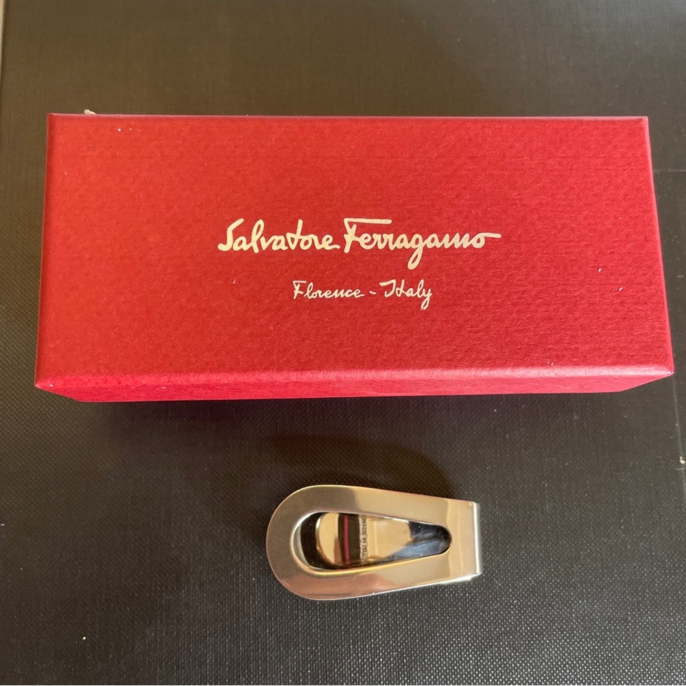 Ferragamo Silver Money Clip! Made In Italy! New In Box!